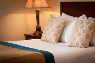Отель Meadow Court Hotel Лохрей Двухместный номер с 1 кроватью или 2 отдельными кроватями-4
